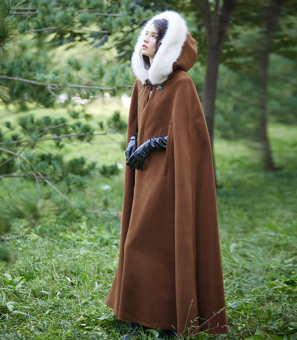 Mittelalterlicher Kapuzenumhang für Castlecore & Gothic Cosplay