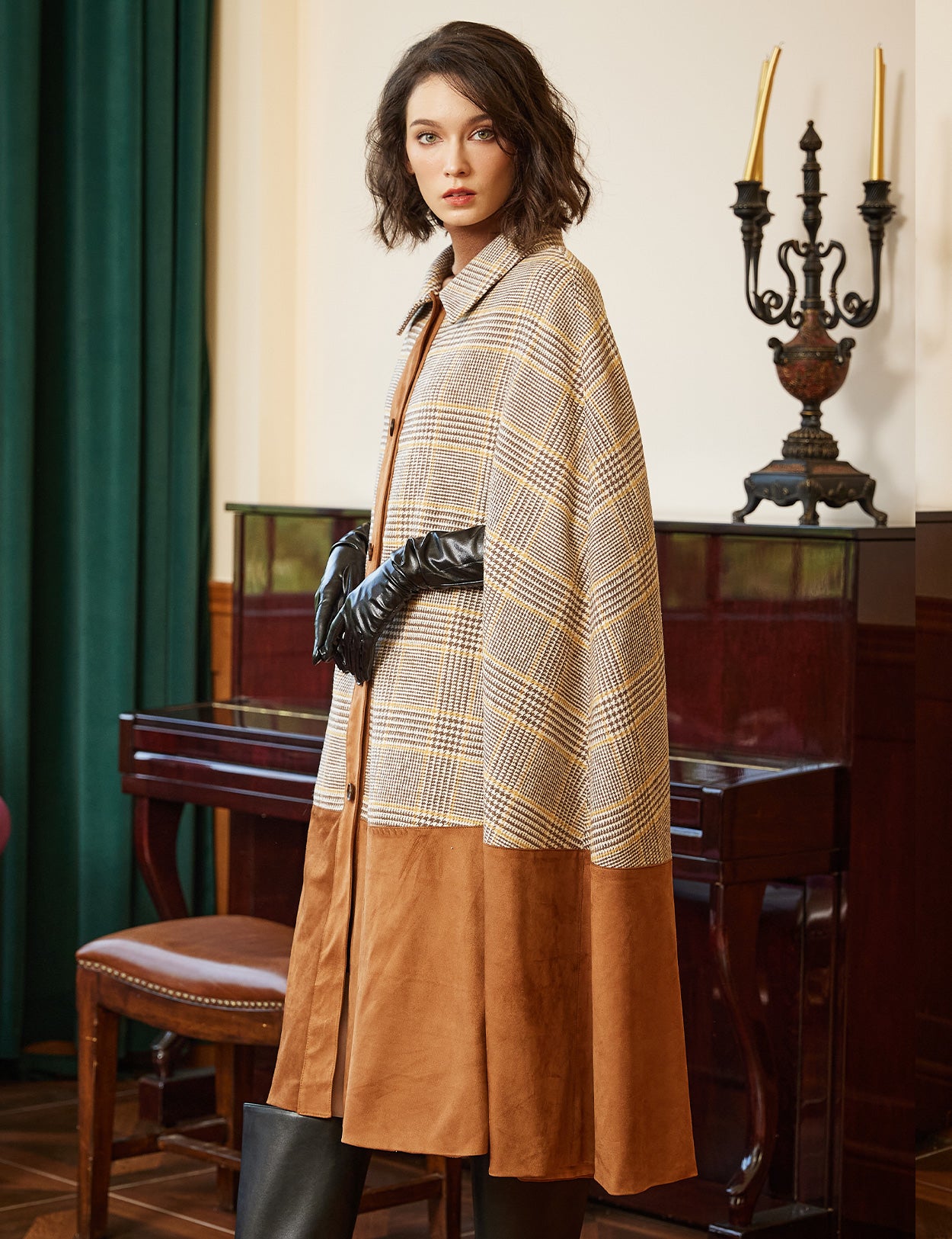 Capa de cuadros de mezcla de lana para mujer con mangas y cuello con aberturas