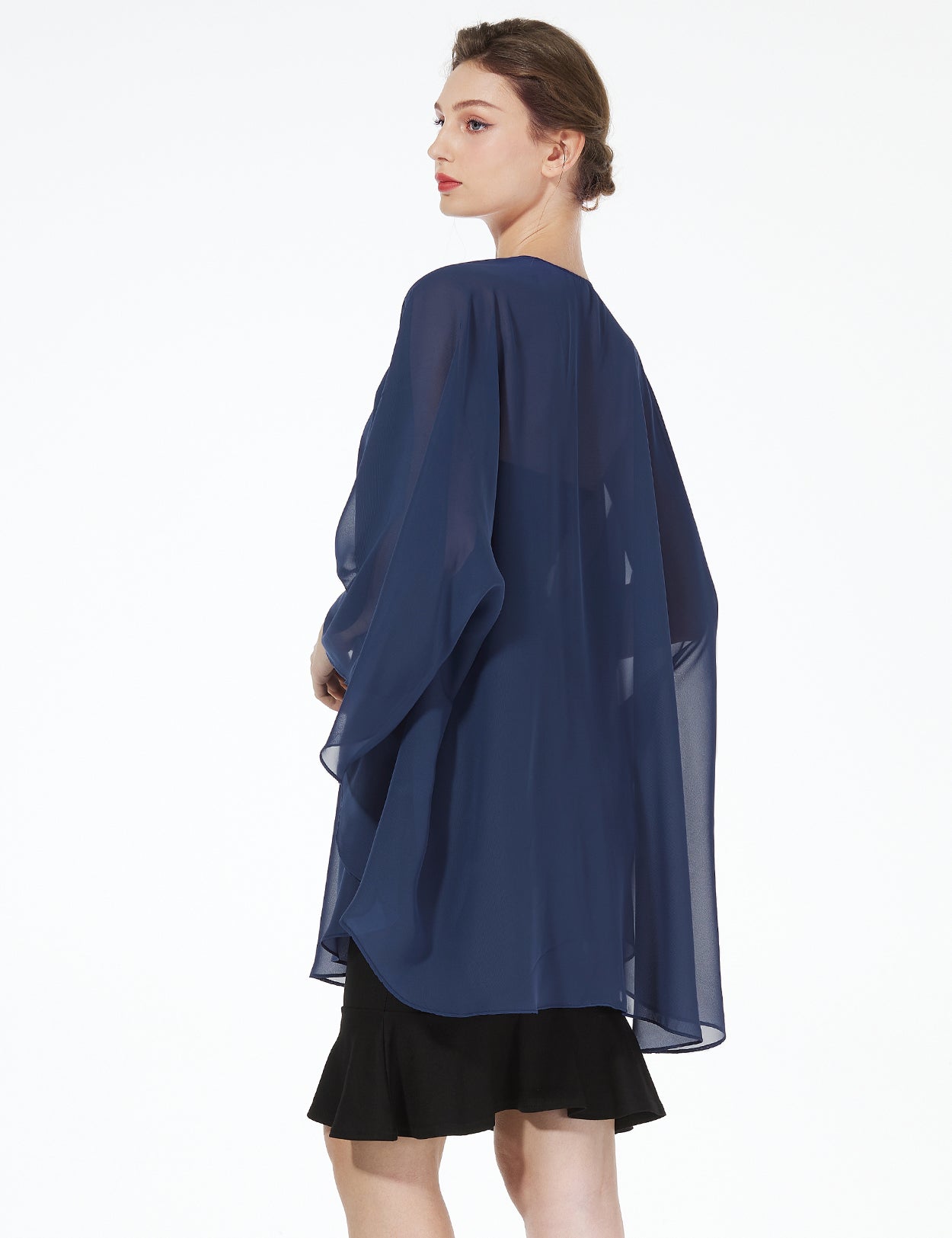 شال ليونورا