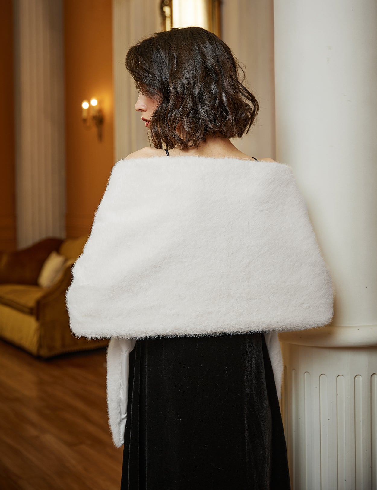 Women's Faux Fur Winter Wedding Shawl