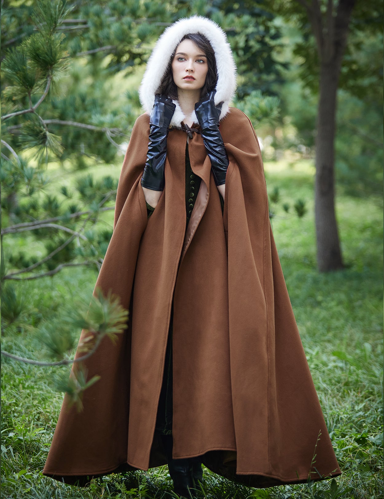 Cape à capuche médiévale pour Castlecore et cosplay gothique