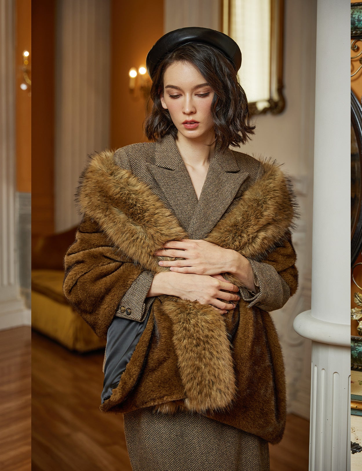 Estola de Casamento Luxuosa com Pêlo Artificial de Visom e Raposa