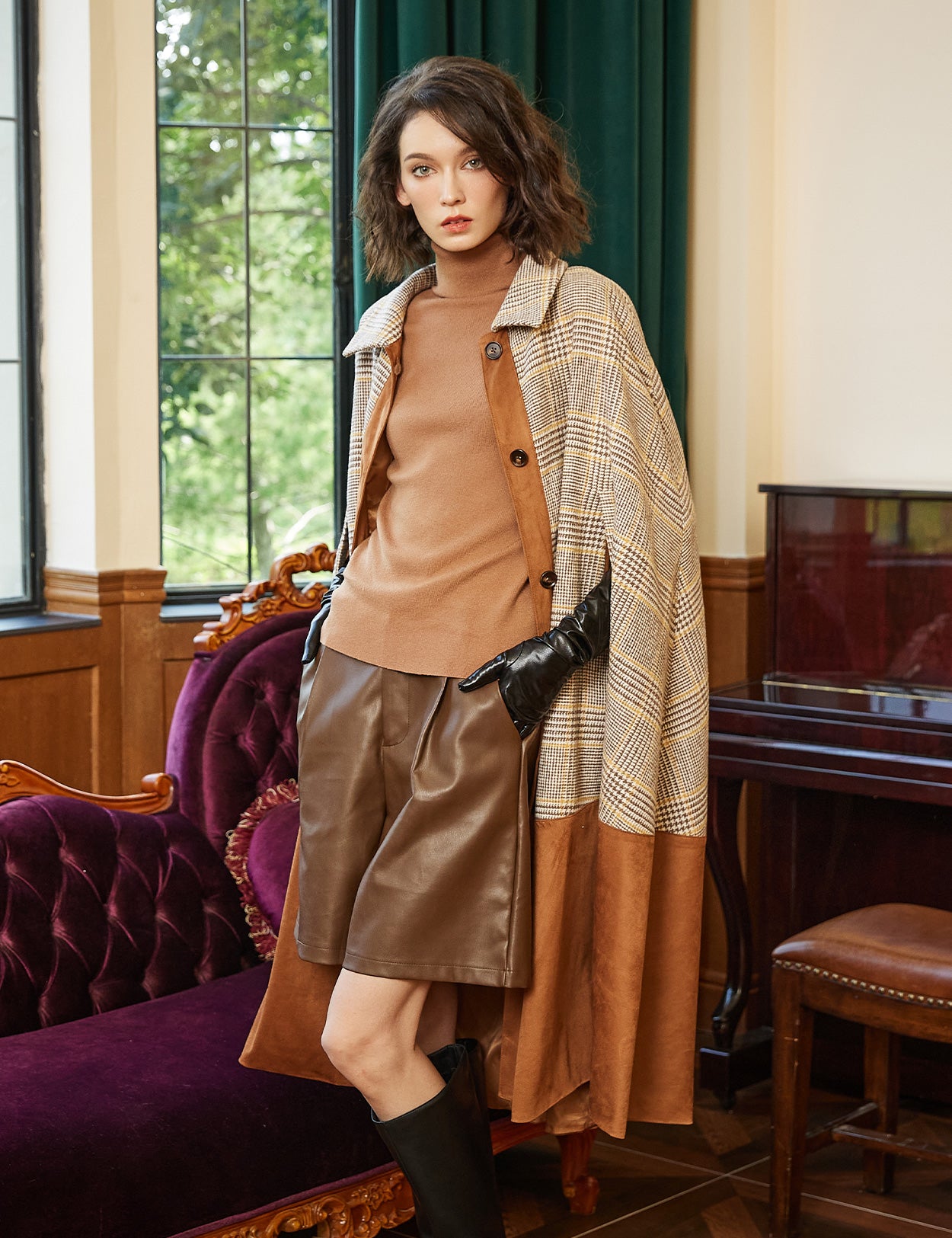 Capa de cuadros de mezcla de lana para mujer con mangas y cuello con aberturas