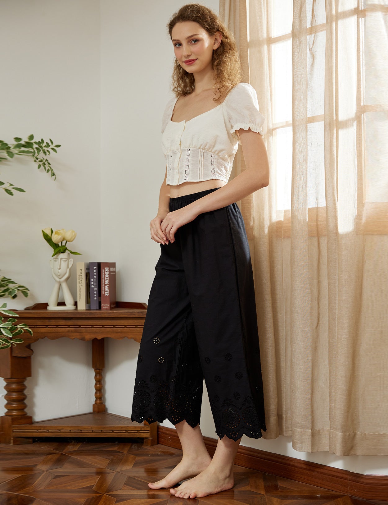 Vintage Cotton Cropped Sleep Shorts Pettipants with Lace Edge