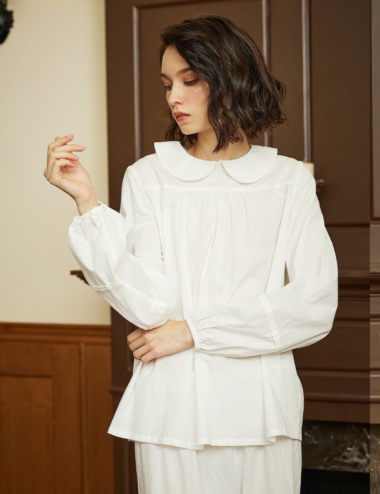 Chemisier en coton d'inspiration édouardienne avec boutons au dos et manches bouffantes spectaculaires