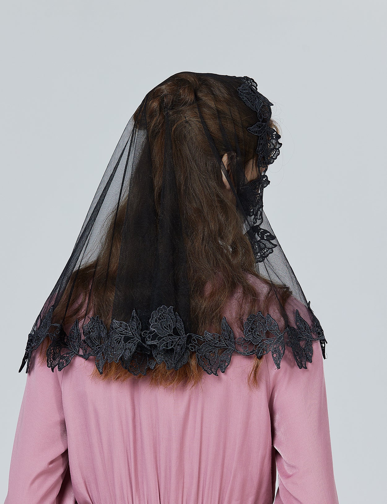 Spitzen-Mantilla-Schleier für die Kirche | Erstkommunion & Lateinische Messe