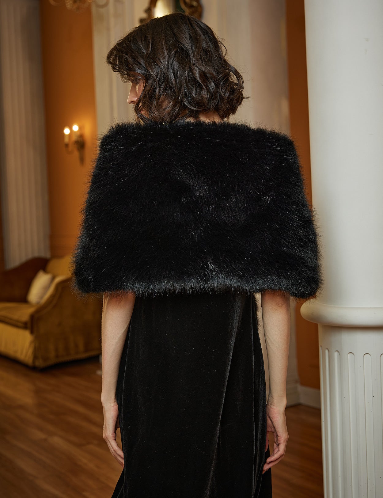 Elegant faux fur bridal shawl and wedding wrap for winter ceremonies