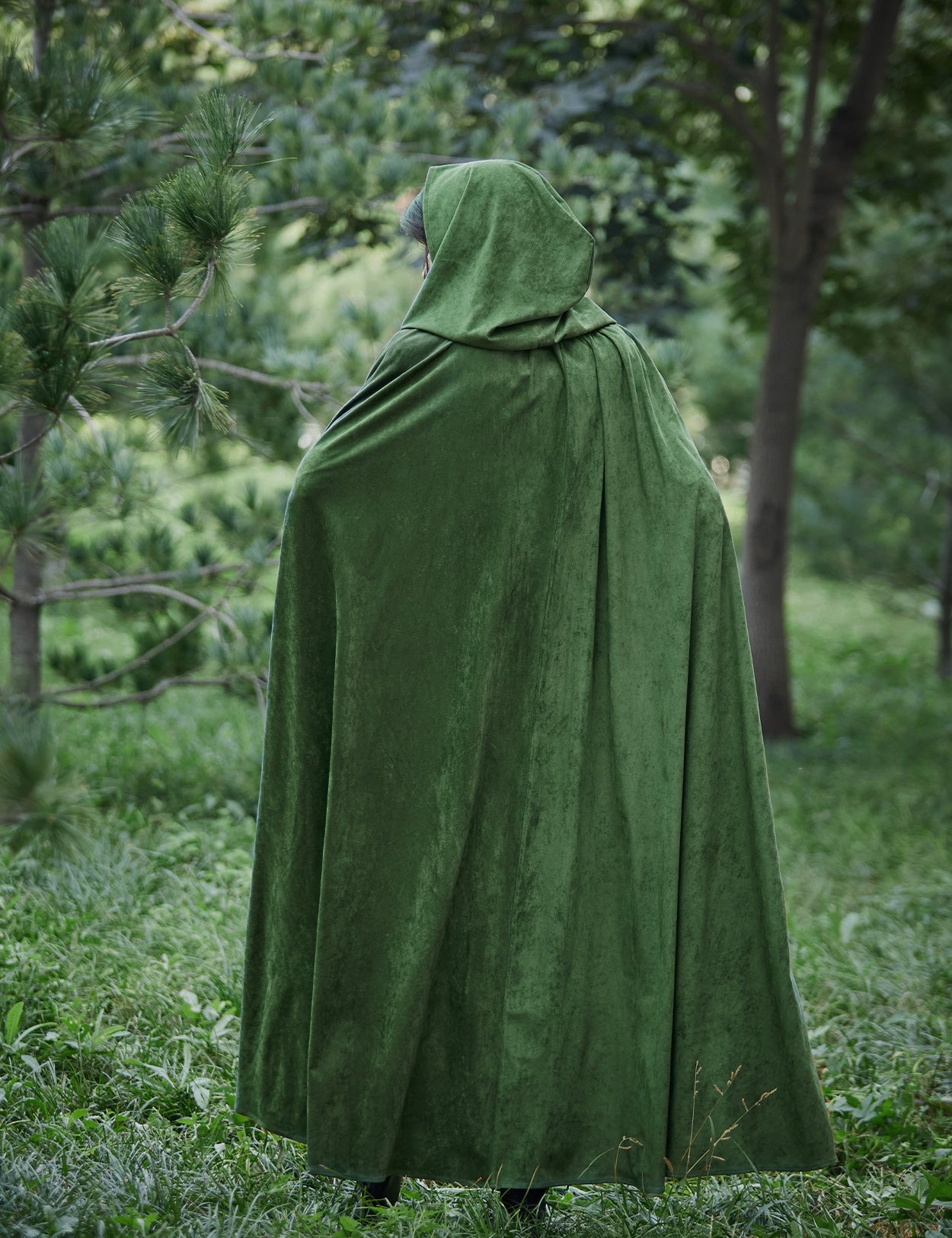 Medieval hooded cloak in moss green