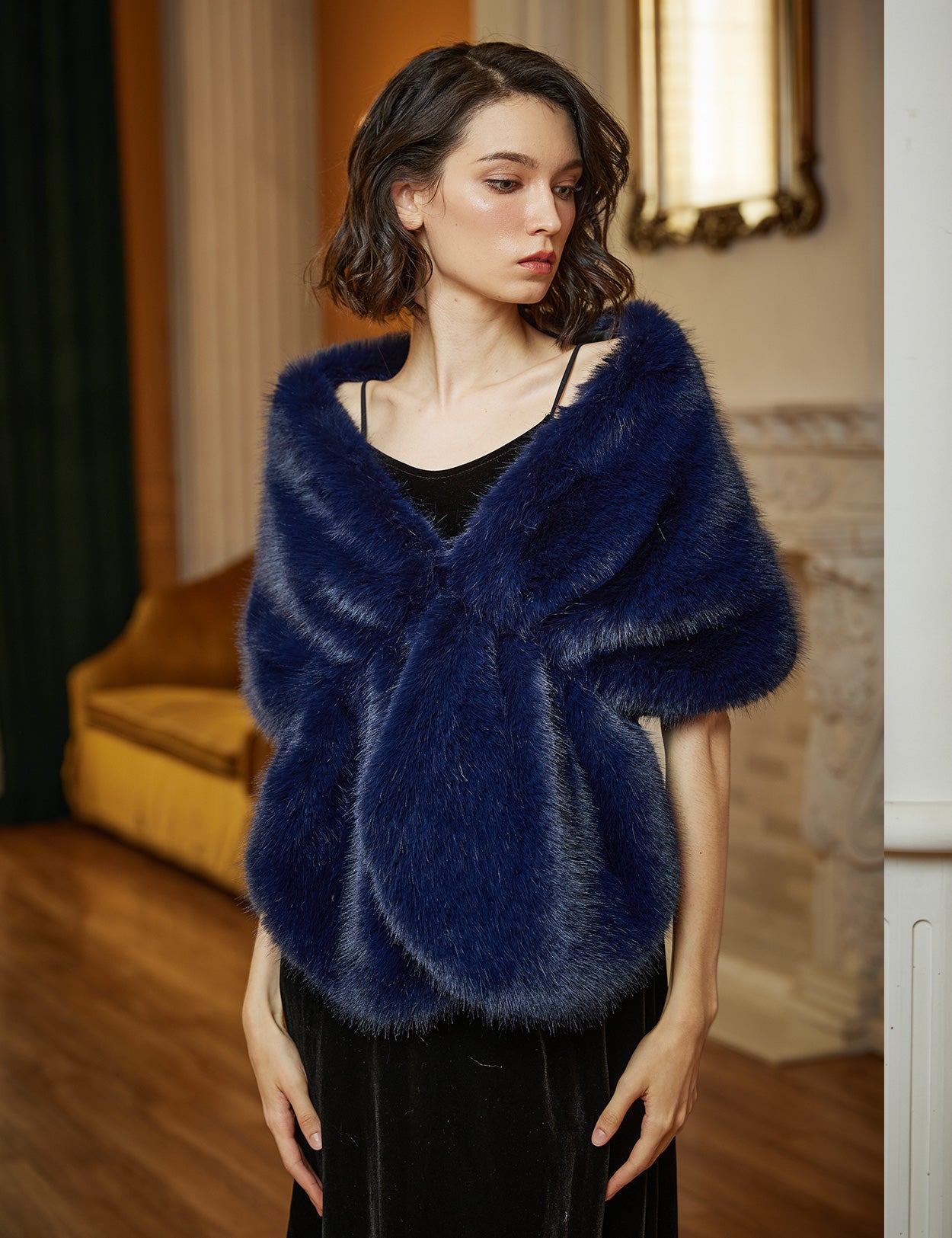 Elegant faux fur bridal shawl and wedding wrap for winter ceremonies