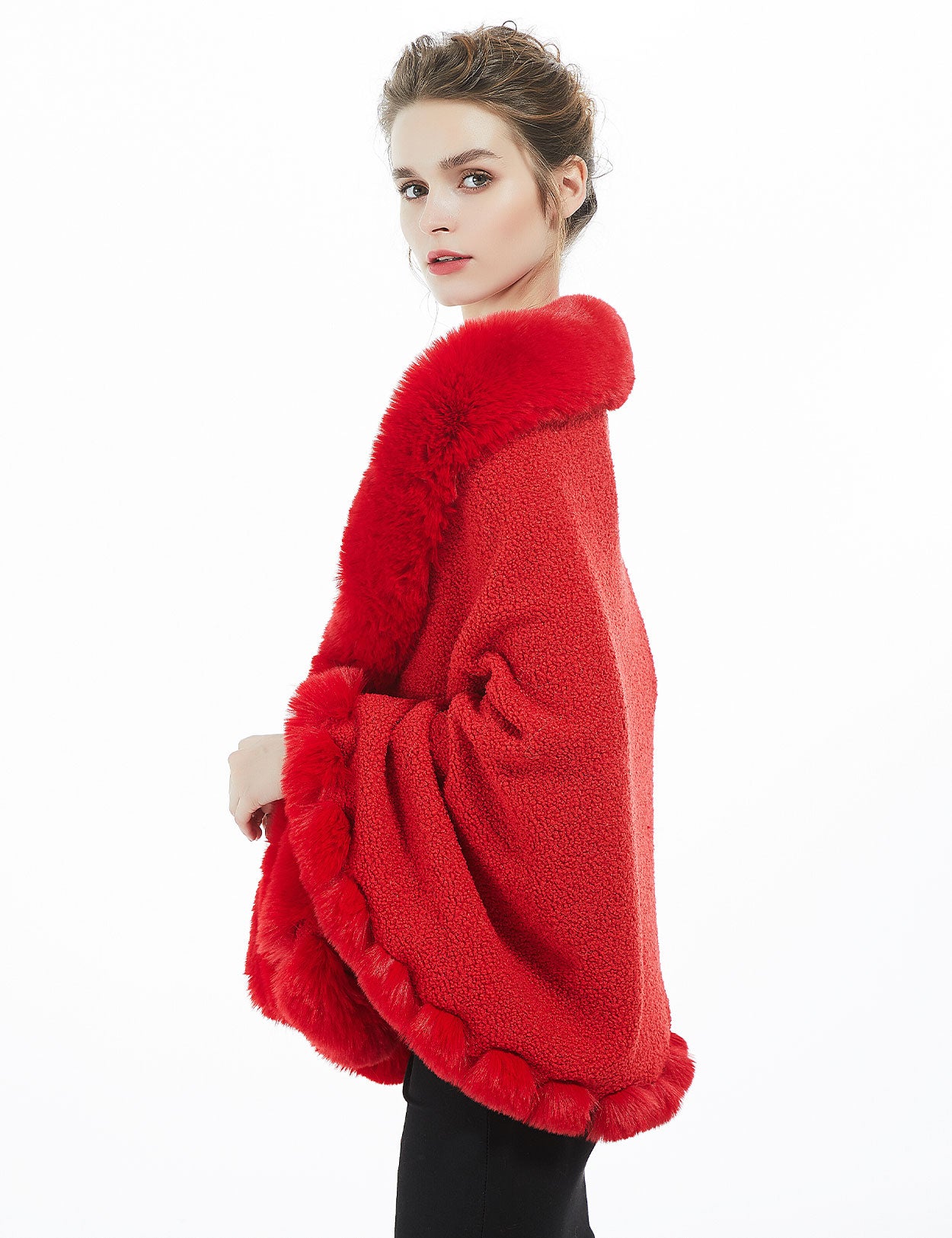 Elegant faux fur bridal shawl for winter weddings