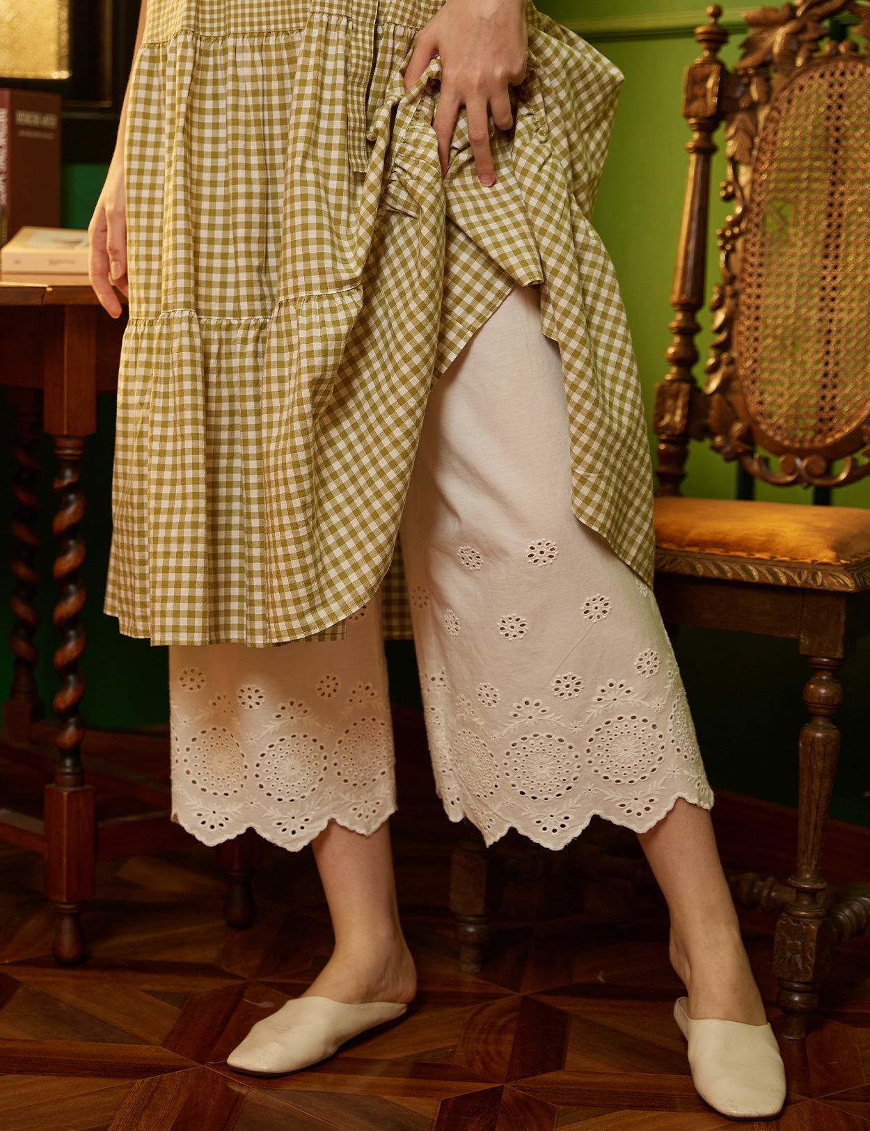 Vintage cotton pettipants showing flowy comfortable fit