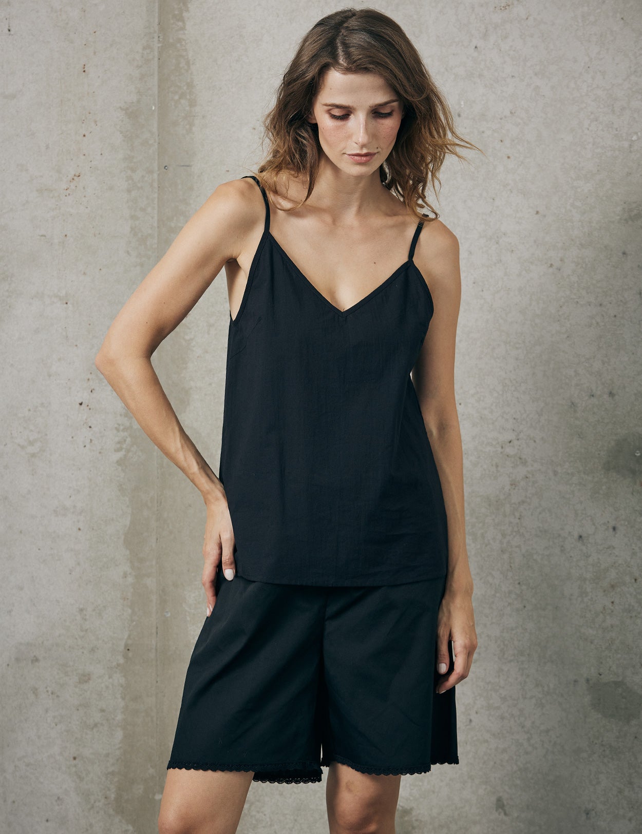 Adjustable strap 100% cotton camisole top in black