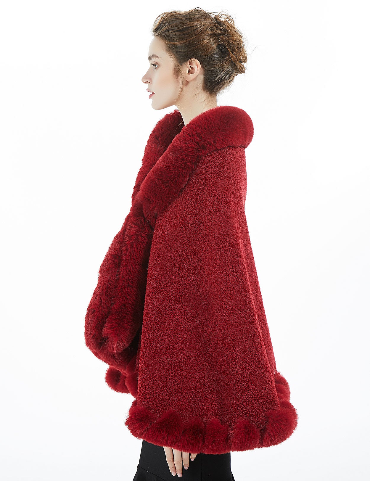 Elegant faux fur bridal shawl for winter weddings