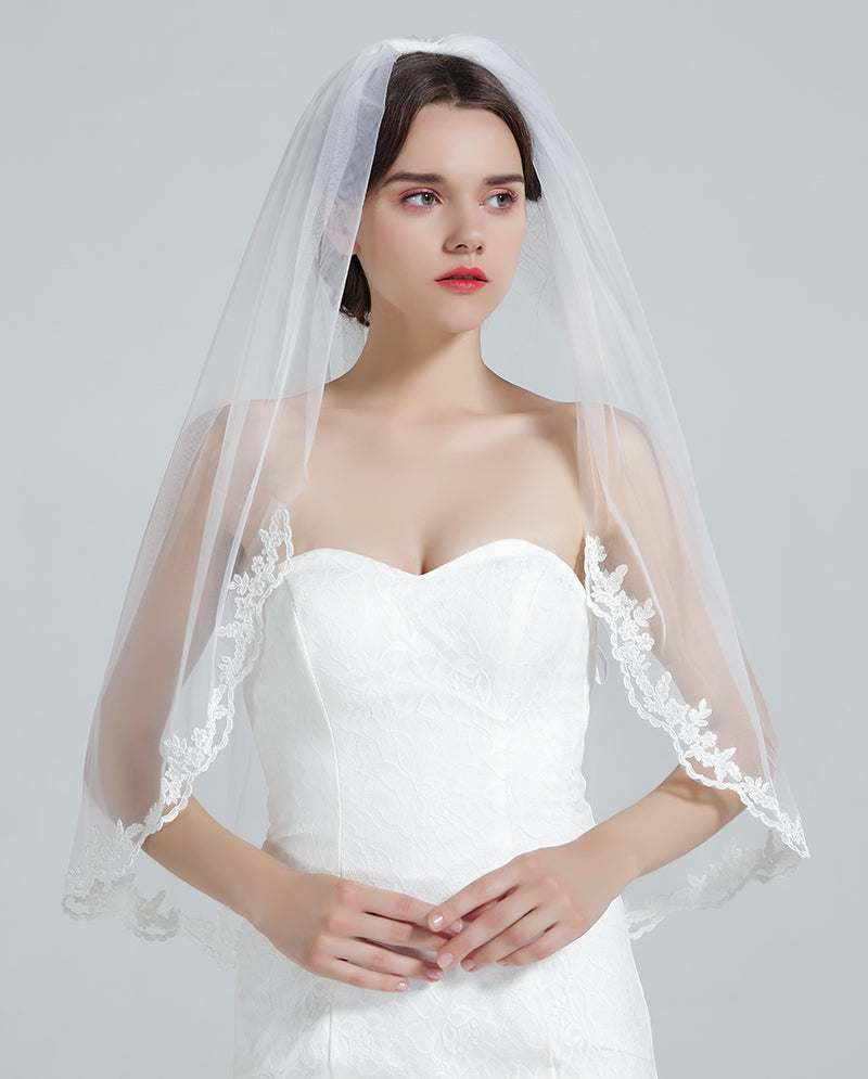 Voile de mariée avec peigne, 1 niveau, bord en dentelle, longueur du bout des doigts, 91 cm - V71