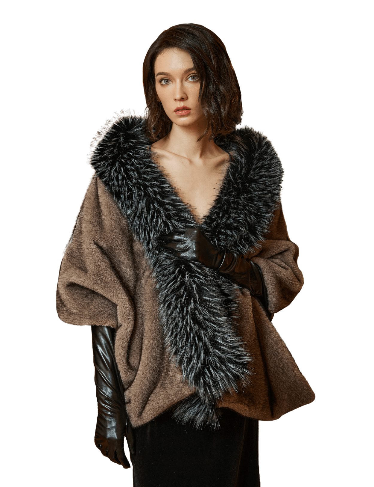 وشاح زفاف فاخر مزين بفرو المنك والثعلب الصناعي