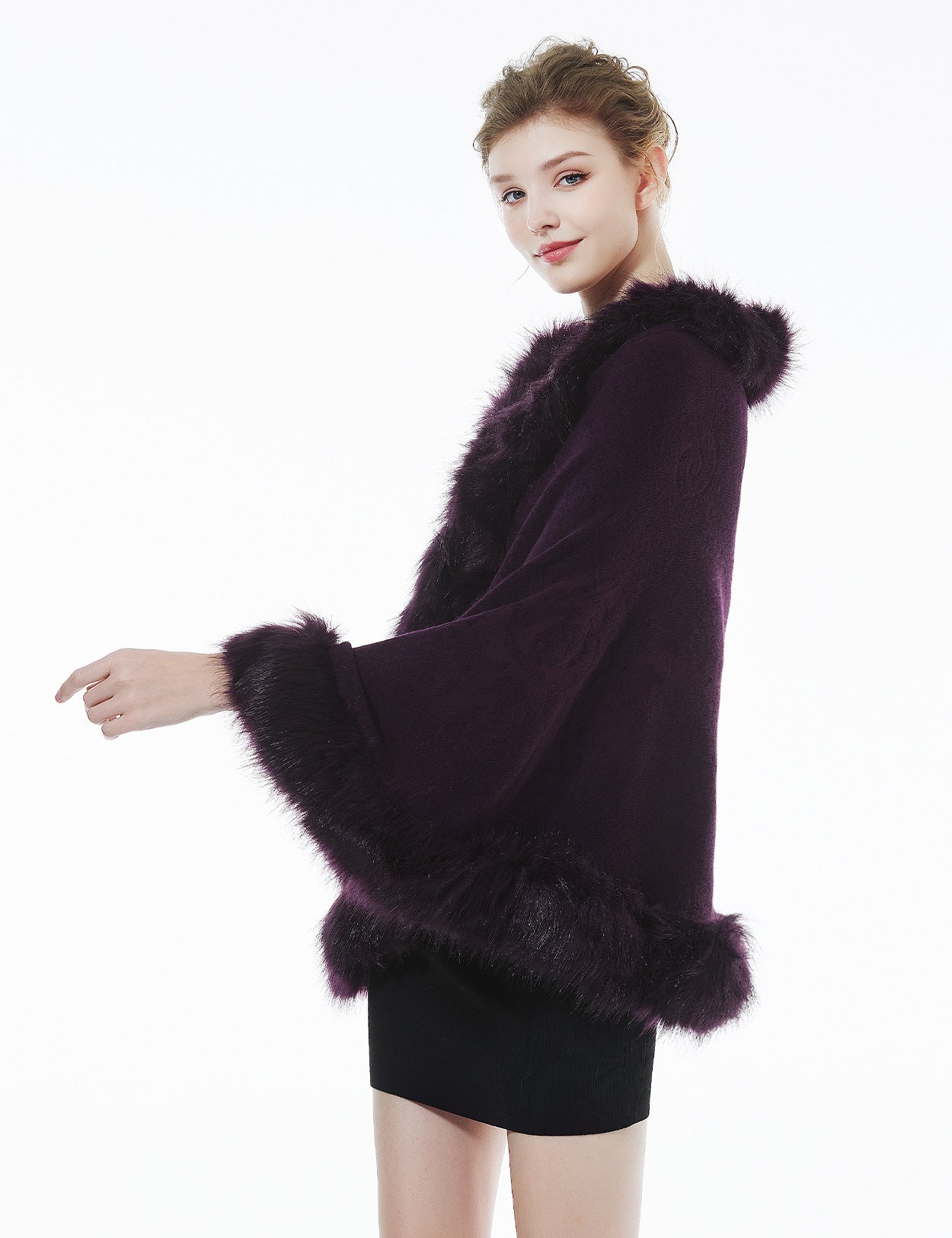 Luxurious Faux Fur Shawl for Winter Wedding Bridal Cape Elegant Wrap