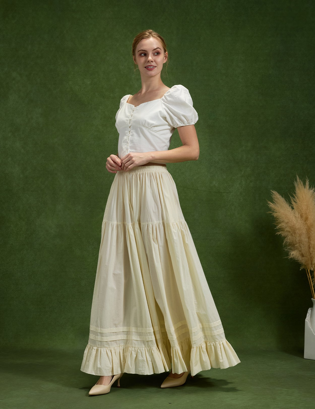 Baumwoll-Halbunterrock mit beschwertem Saum und Falten