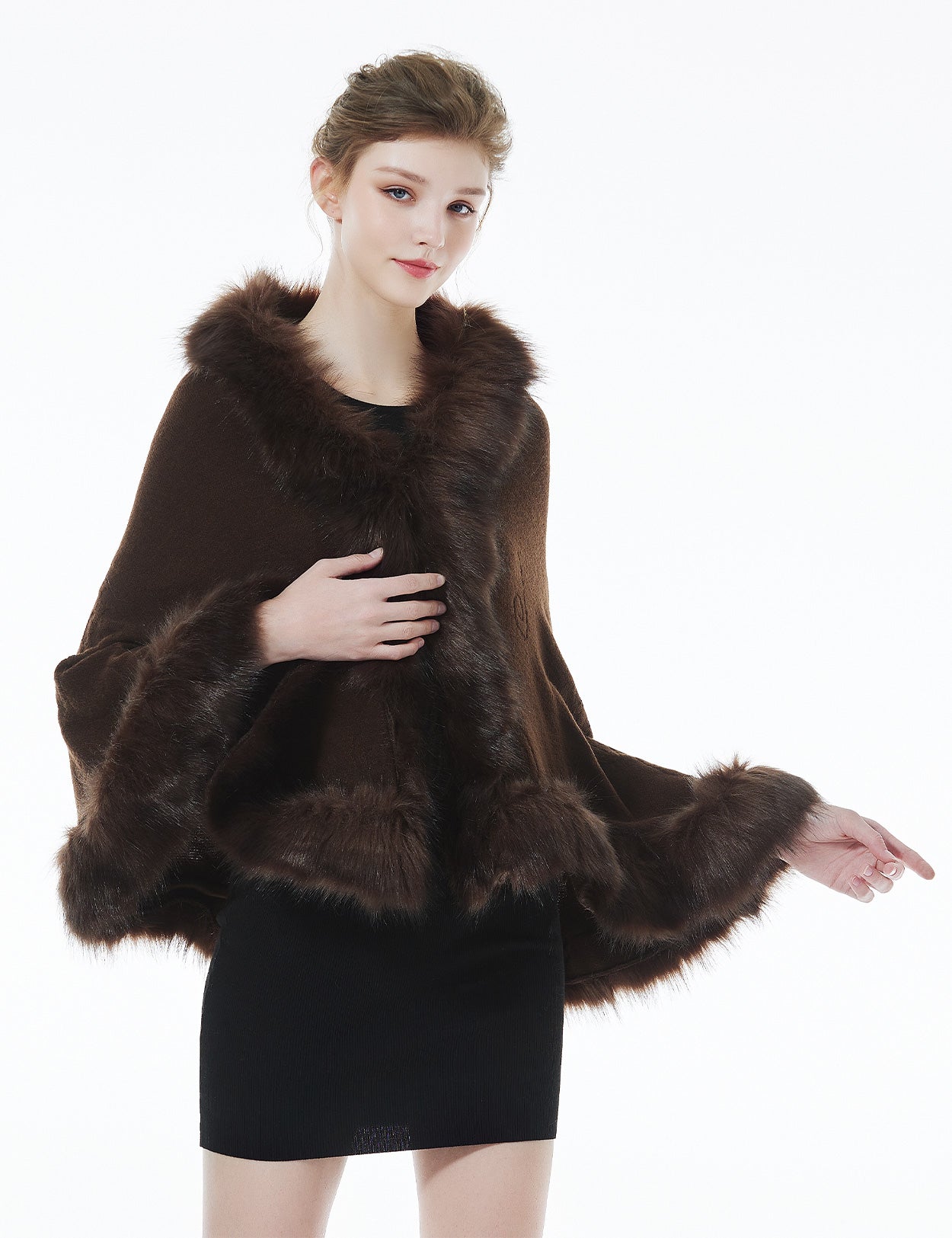 Luxurious Faux Fur Shawl for Winter Wedding Bridal Cape Elegant Wrap
