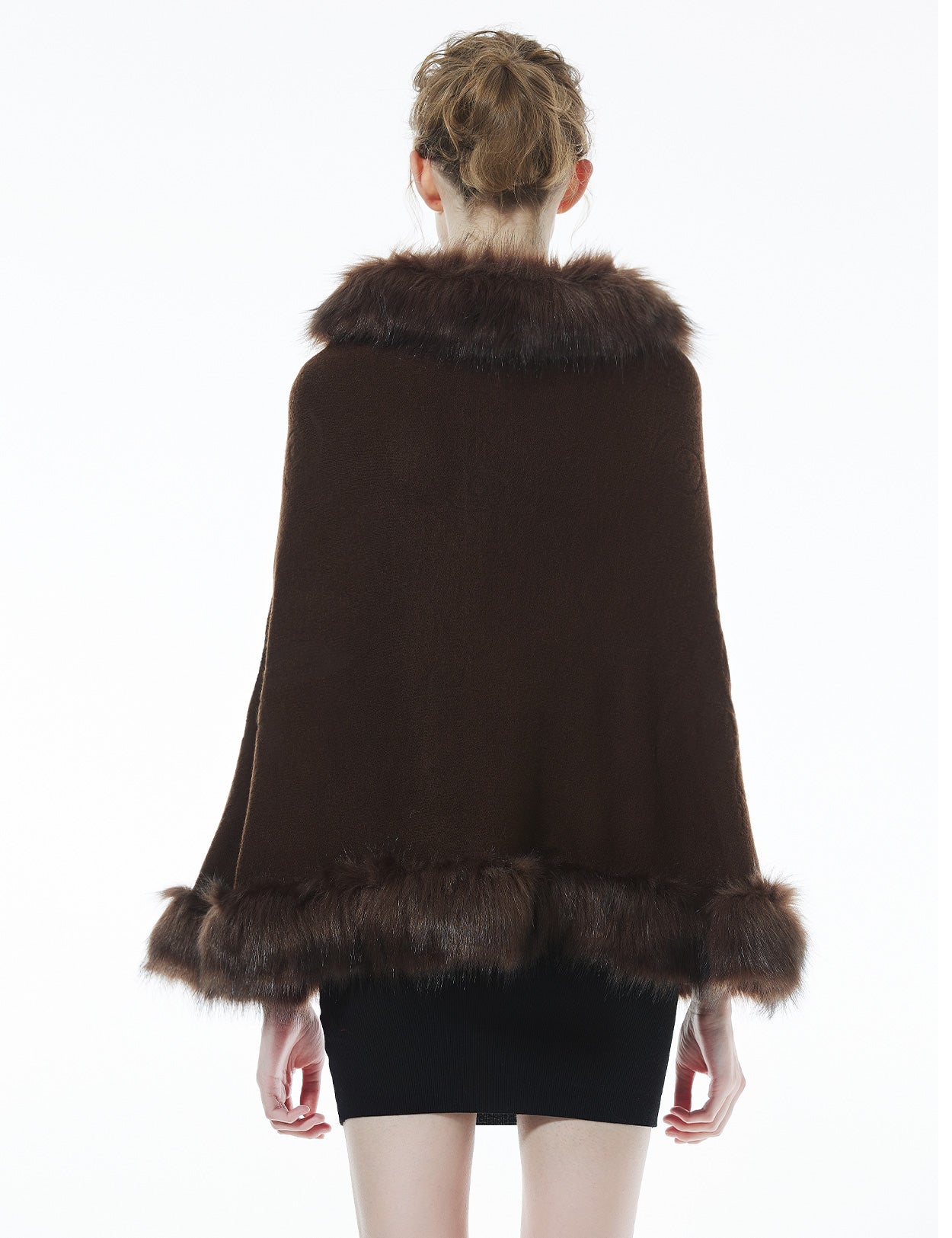 Luxurious Faux Fur Shawl for Winter Wedding Bridal Cape Elegant Wrap