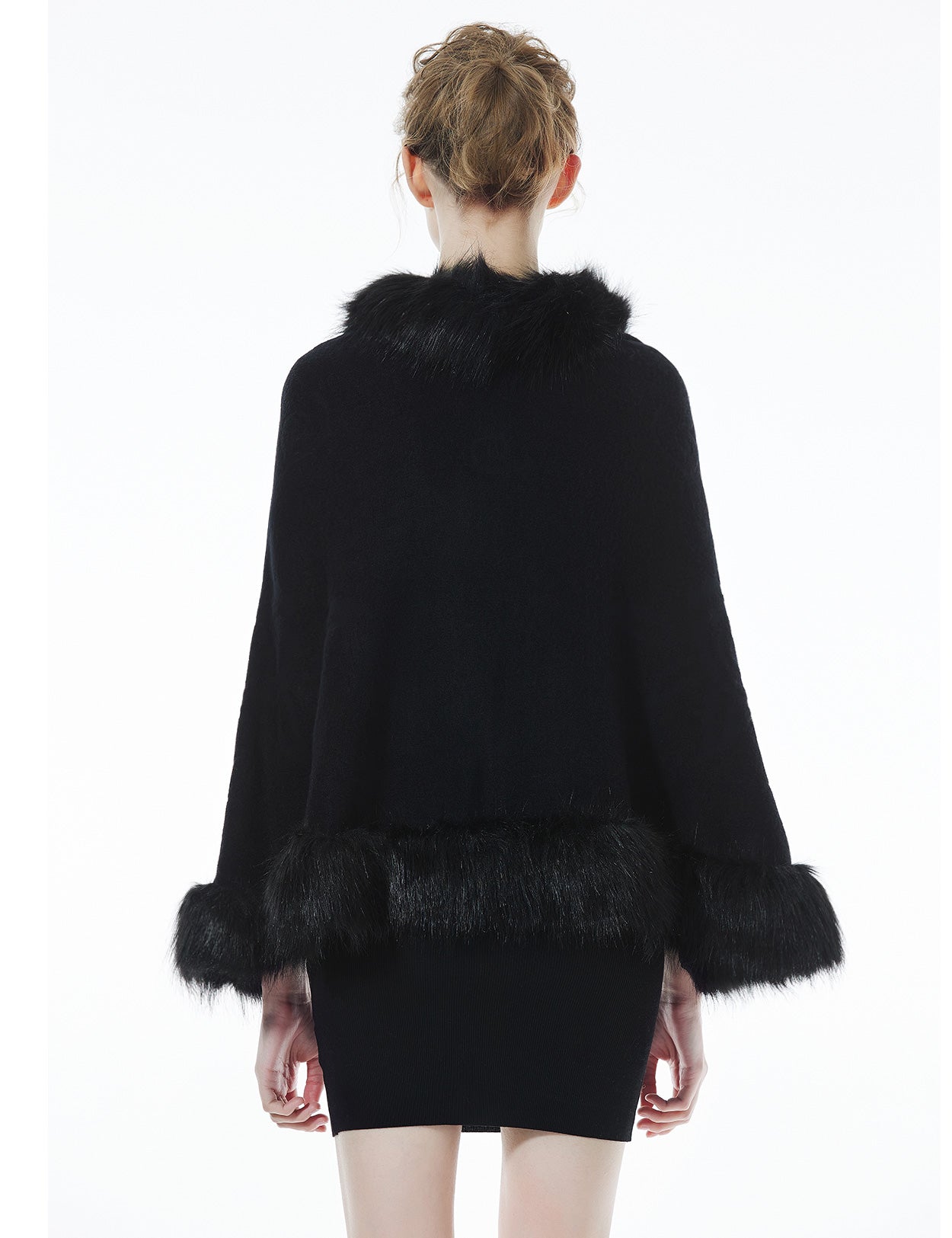 Luxurious Faux Fur Shawl for Winter Wedding Bridal Cape Elegant Wrap