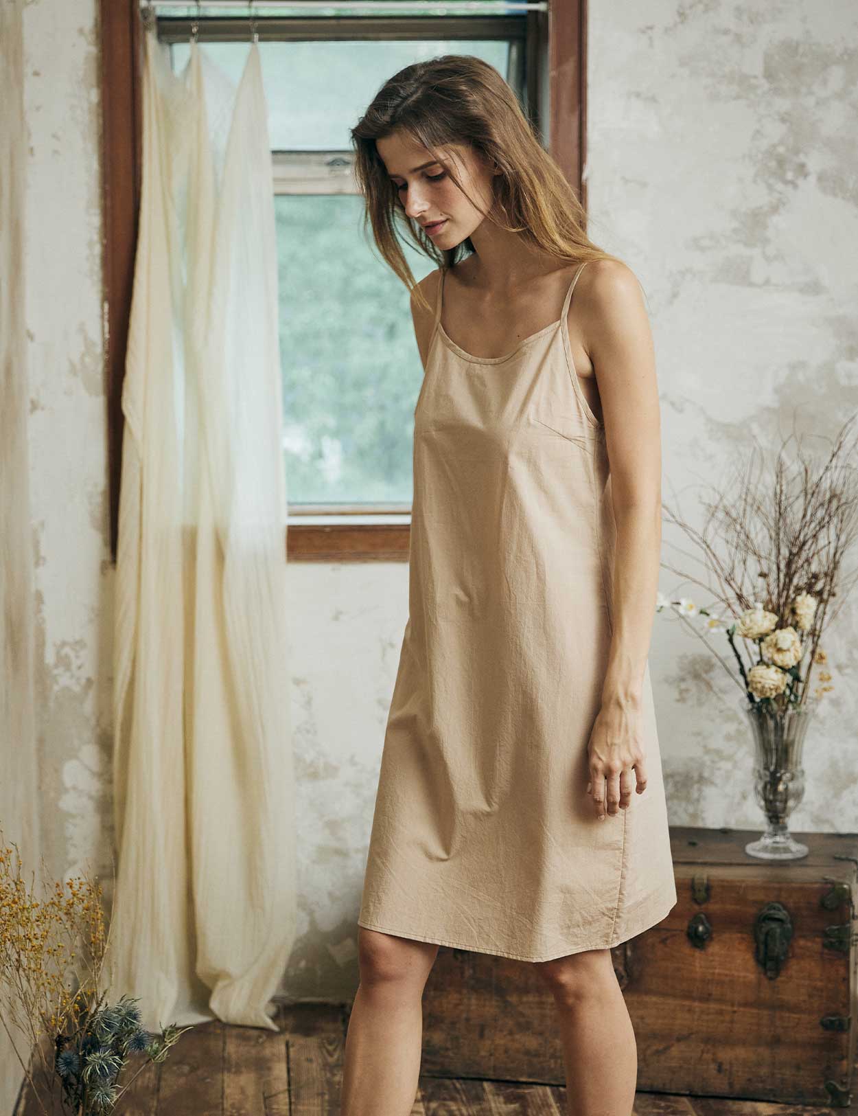 breathable 100% cotton fabric texture on slip dress