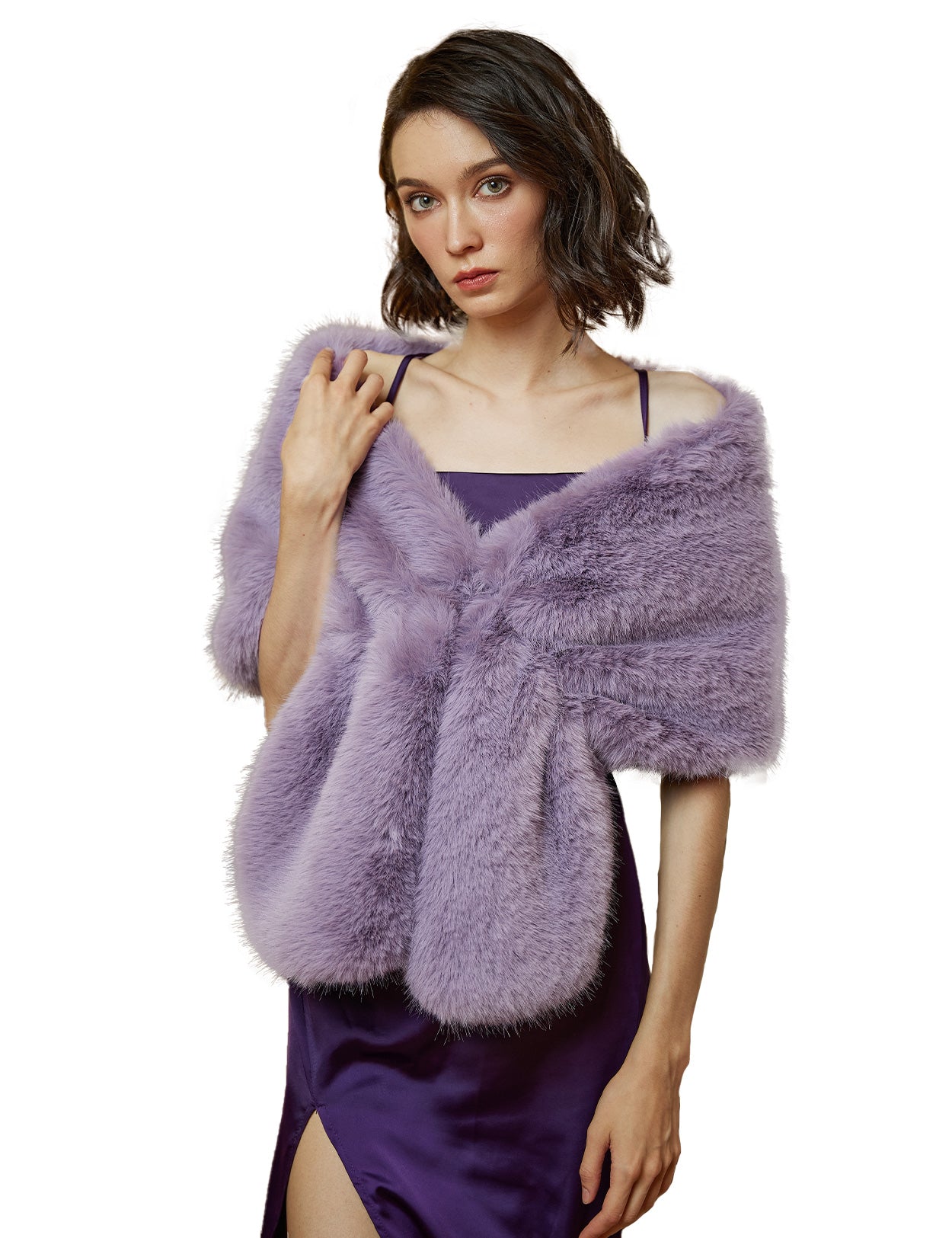 Elegant faux fur bridal shawl and wedding wrap for winter ceremonies